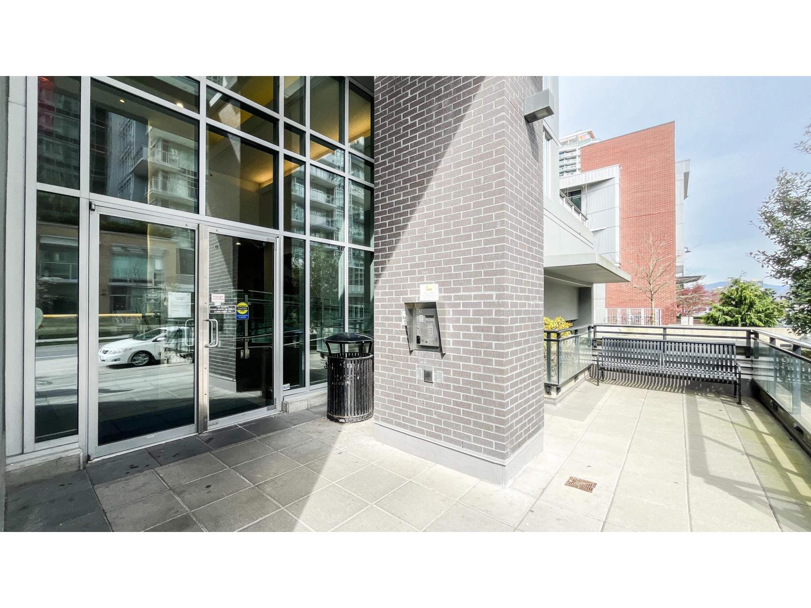 2903 13325 102a Avenue, Surrey, British Columbia  V3T 0J5 - Photo 3 - R3108255