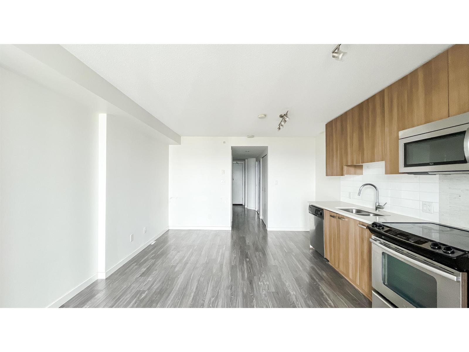 2903 13325 102a Avenue, Surrey, British Columbia  V3T 0J5 - Photo 7 - R3108255