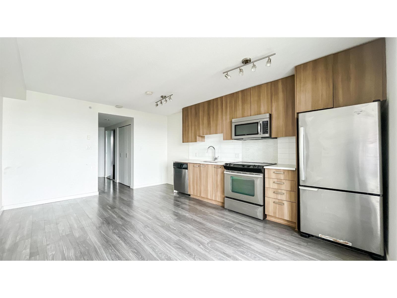 2903 13325 102a Avenue, Surrey, British Columbia  V3T 0J5 - Photo 8 - R3108255