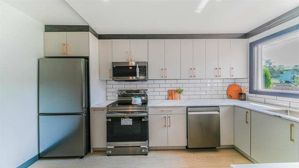 110 Emerald Grove Drive, Winnipeg, Manitoba  R3J 1H2 - Photo 9 - 202606580