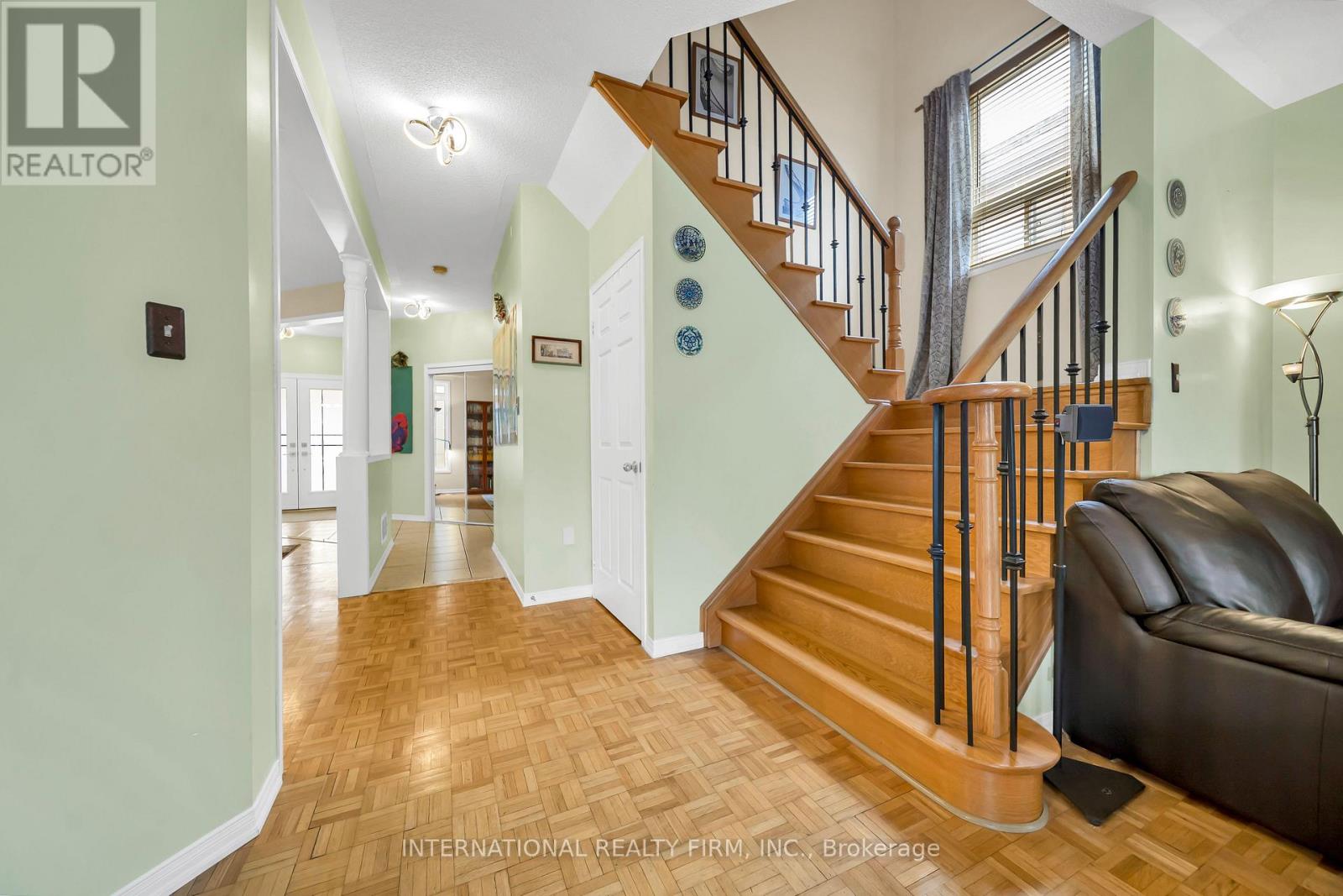 45 Naughton Drive, Richmond Hill, Ontario  L4C 0R2 - Photo 12 - N12968542