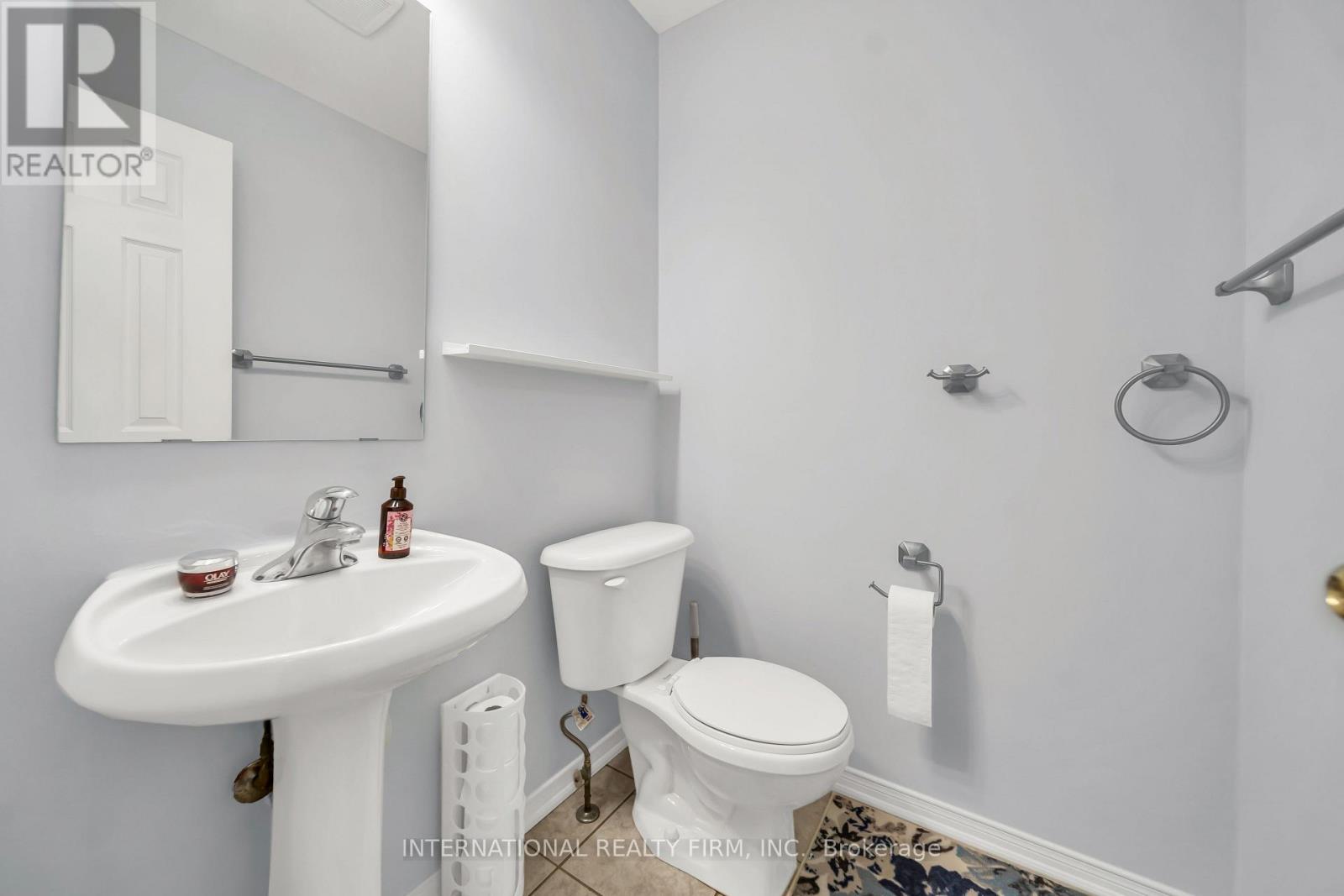 45 Naughton Drive, Richmond Hill, Ontario  L4C 0R2 - Photo 22 - N12968542