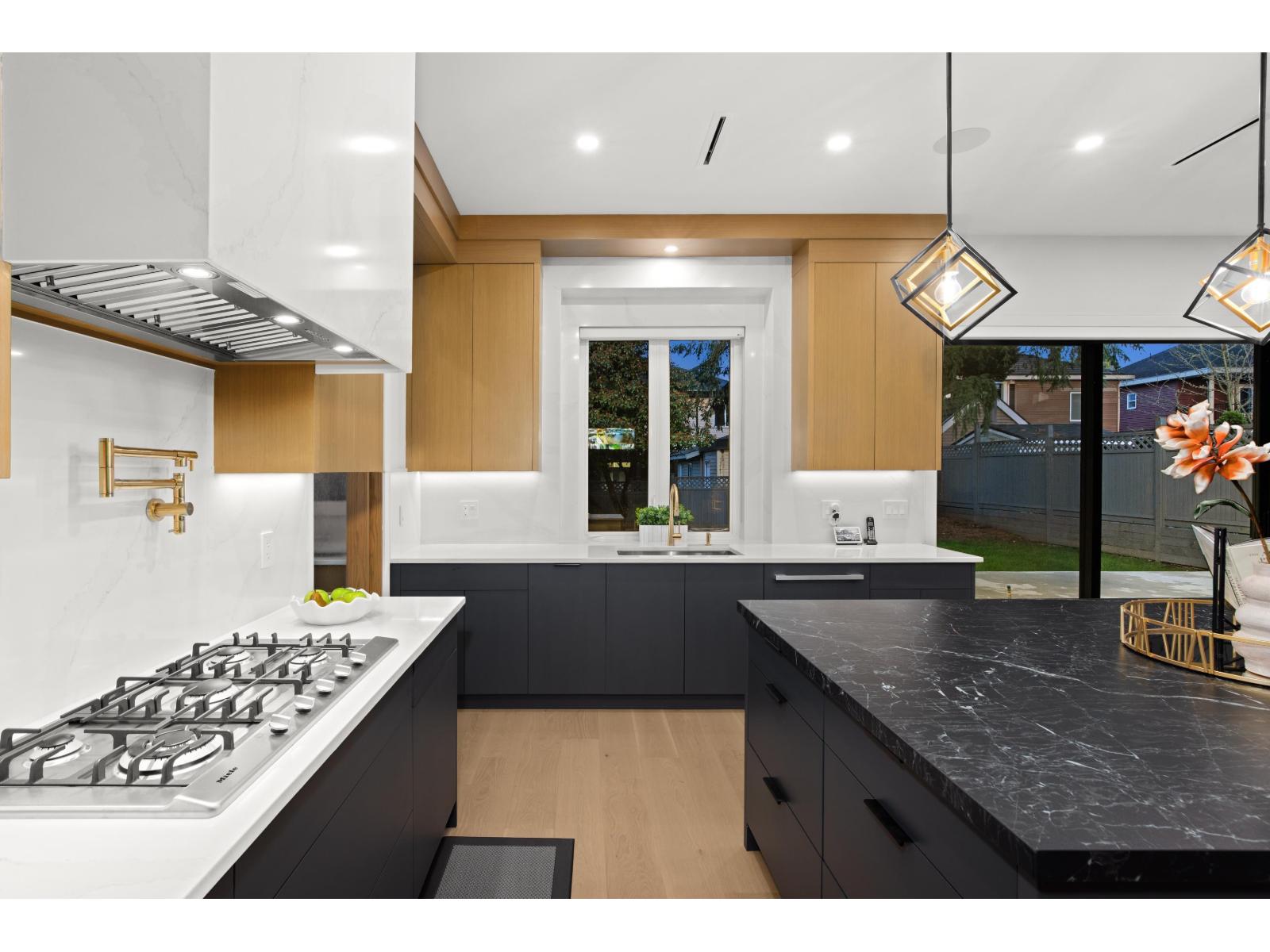 10258 128a Street, Surrey, British Columbia V3T 3E8 - Photo 15 - R3108214