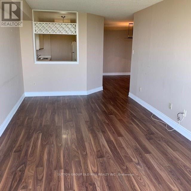 2405 - 1300 Islington Avenue, Toronto, Ontario  M9A 5C4 - Photo 8 - W12968532