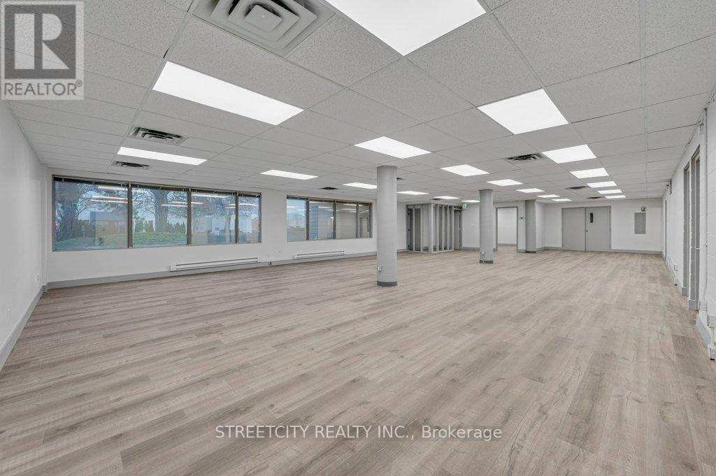 GROUND FLOOR - 916 GATEWAY DRIVE, Burlington, Ontario