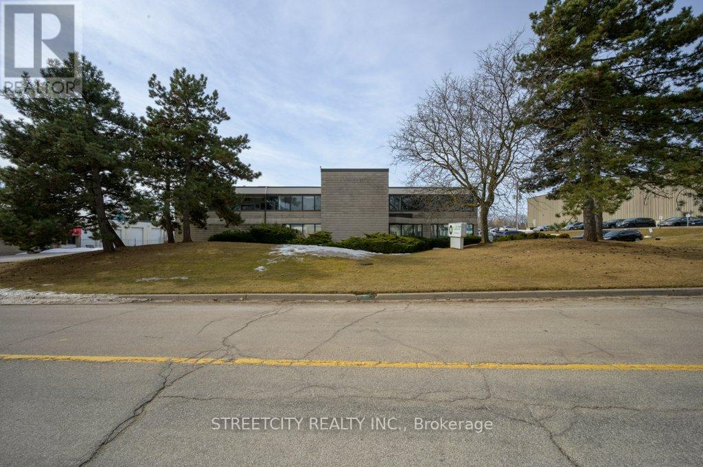 Ground Floor - 916 Gateway Drive, Burlington, Ontario  L7L 5K7 - Photo 6 - W12968538