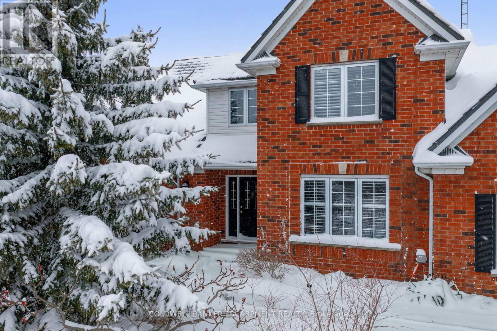 3 Morgan Drive, Halton Hills, Ontario  L7J 2L7 - Photo 5 - W12968544