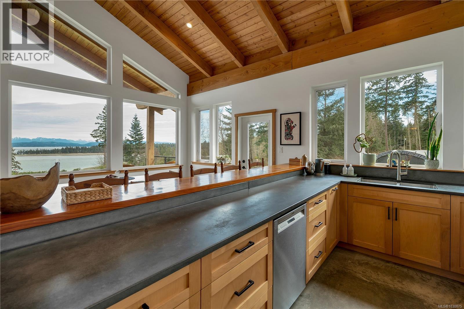 609 Valpy Rd, Quadra Island, British Columbia V0P 1N0 - Photo 23 - 1030875