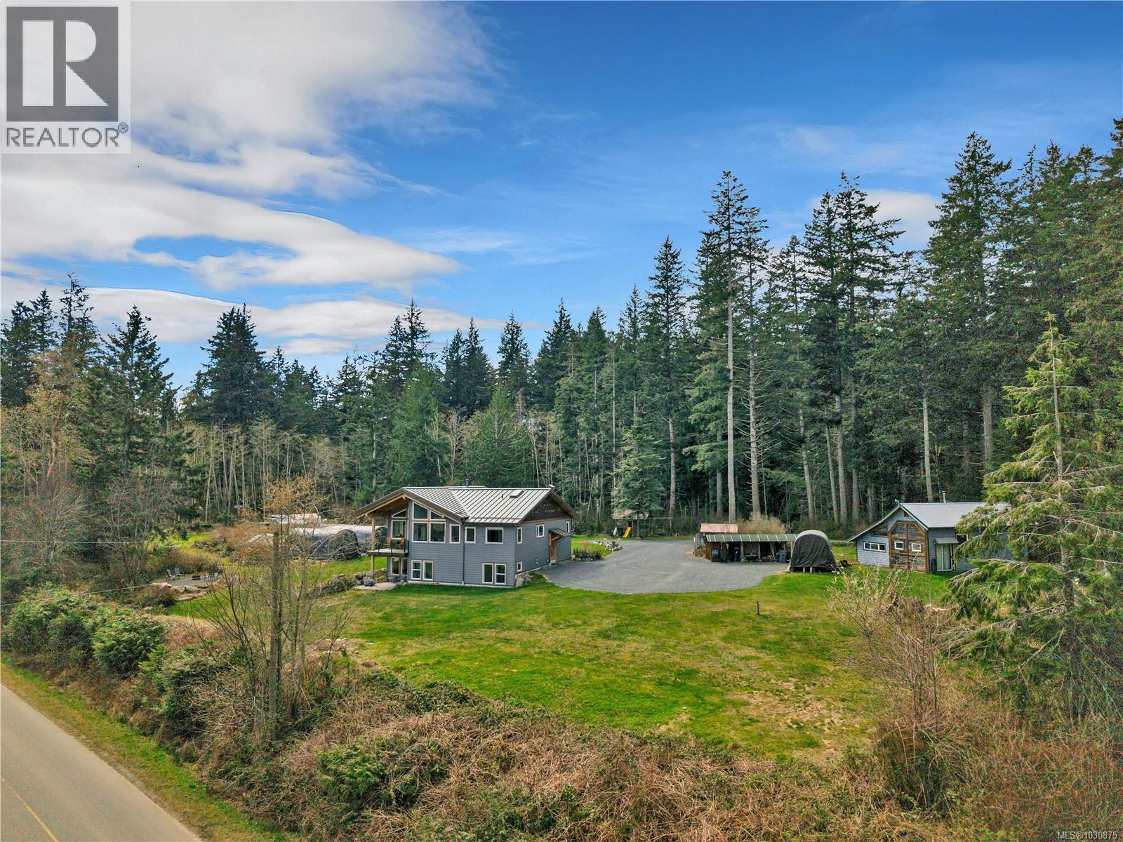 609 Valpy Rd, Quadra Island, British Columbia V0P 1N0 - Photo 2 - 1030875