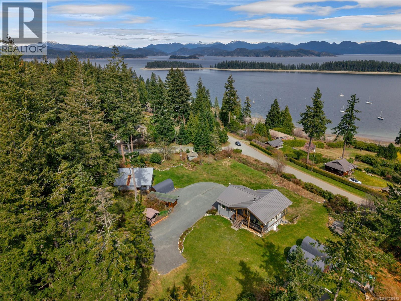 609 Valpy Rd, Quadra Island, British Columbia V0P 1N0 - Photo 1 - 1030875