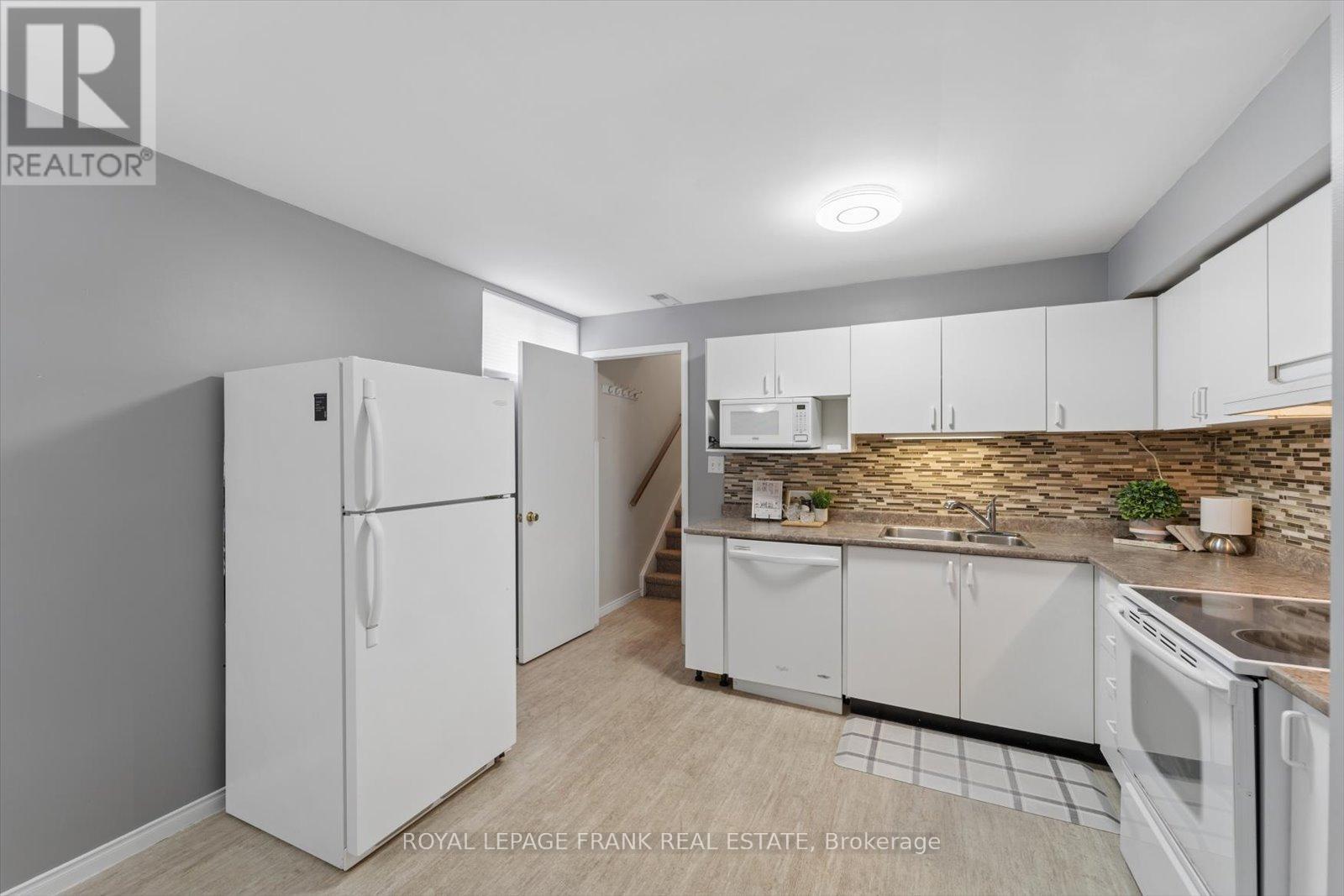 10 Olympia Court, Kawartha Lakes, Ontario  K9V 6C8 - Photo 25 - X12939130