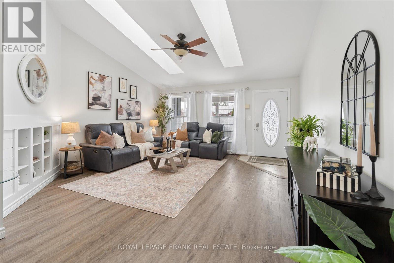 10 Olympia Court, Kawartha Lakes, Ontario  K9V 6C8 - Photo 6 - X12939130