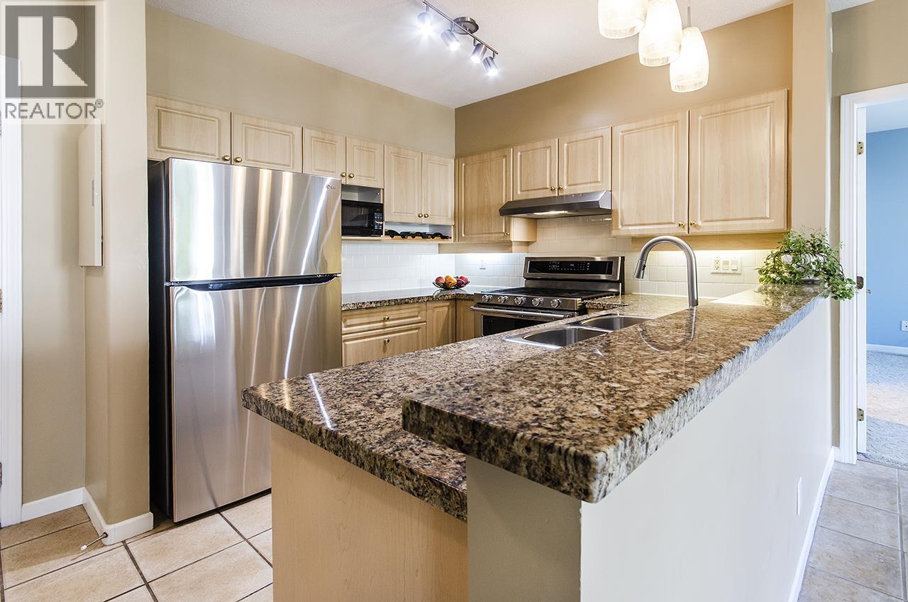 416 3629 Deercrest Drive, North Vancouver, British Columbia  V7G 2S9 - Photo 6 - R3092970