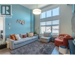 404 2389 HAWTHORNE AVENUE, Port Coquitlam, British Columbia