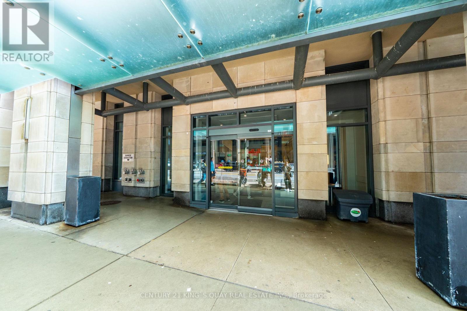 Ph5 - 955 Bay Street, Toronto, Ontario  M5S 0C6 - Photo 2 - C12961802