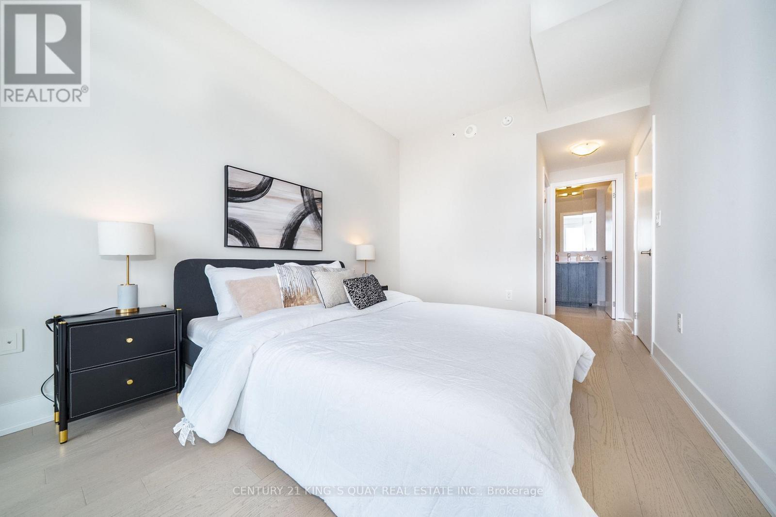 Ph5 - 955 Bay Street, Toronto, Ontario  M5C 0C6 - Photo 24 - C12966826