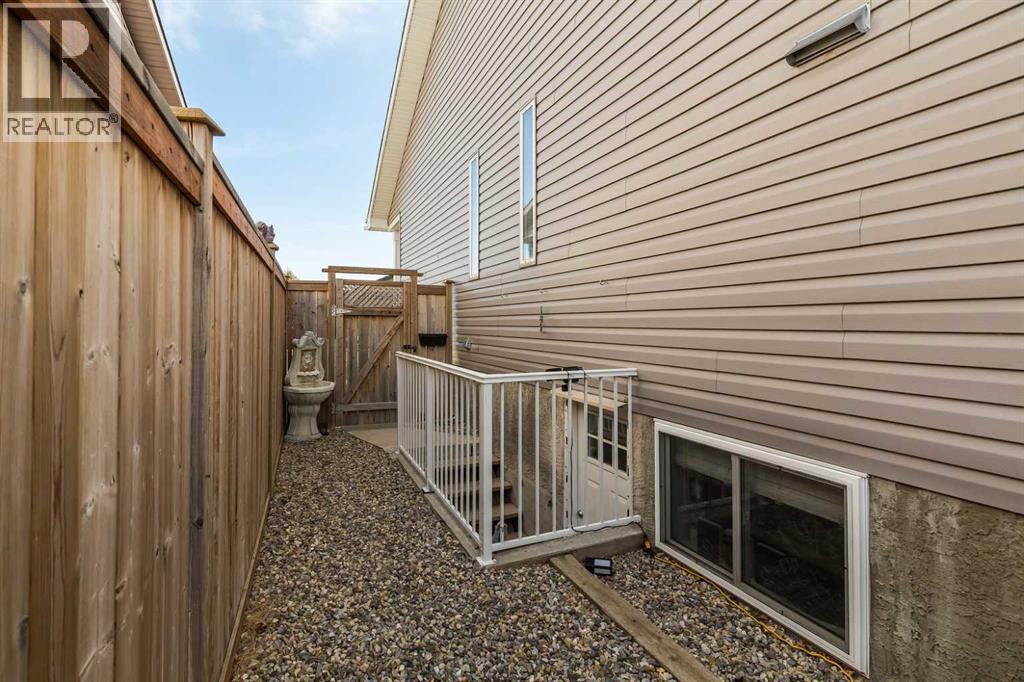 570 Edinburgh Road W, Lethbridge, Alberta  T1J 4Z7 - Photo 26 - A2299605