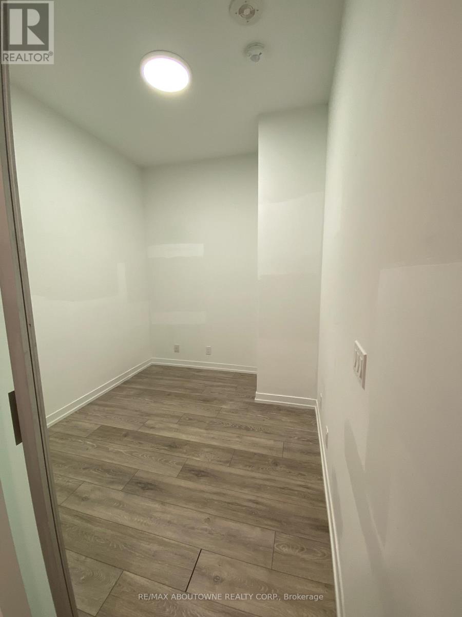 806 - 2020 Bathurst Street, Toronto, Ontario  M5P 0A6 - Photo 11 - C12968554