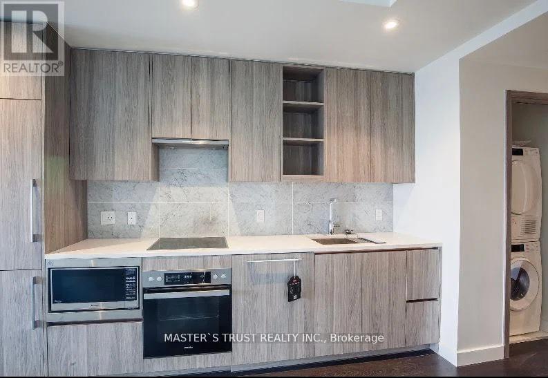 2005 - 95 Mcmahon Drive, Toronto, Ontario  M2K 0H2 - Photo 5 - C12968592