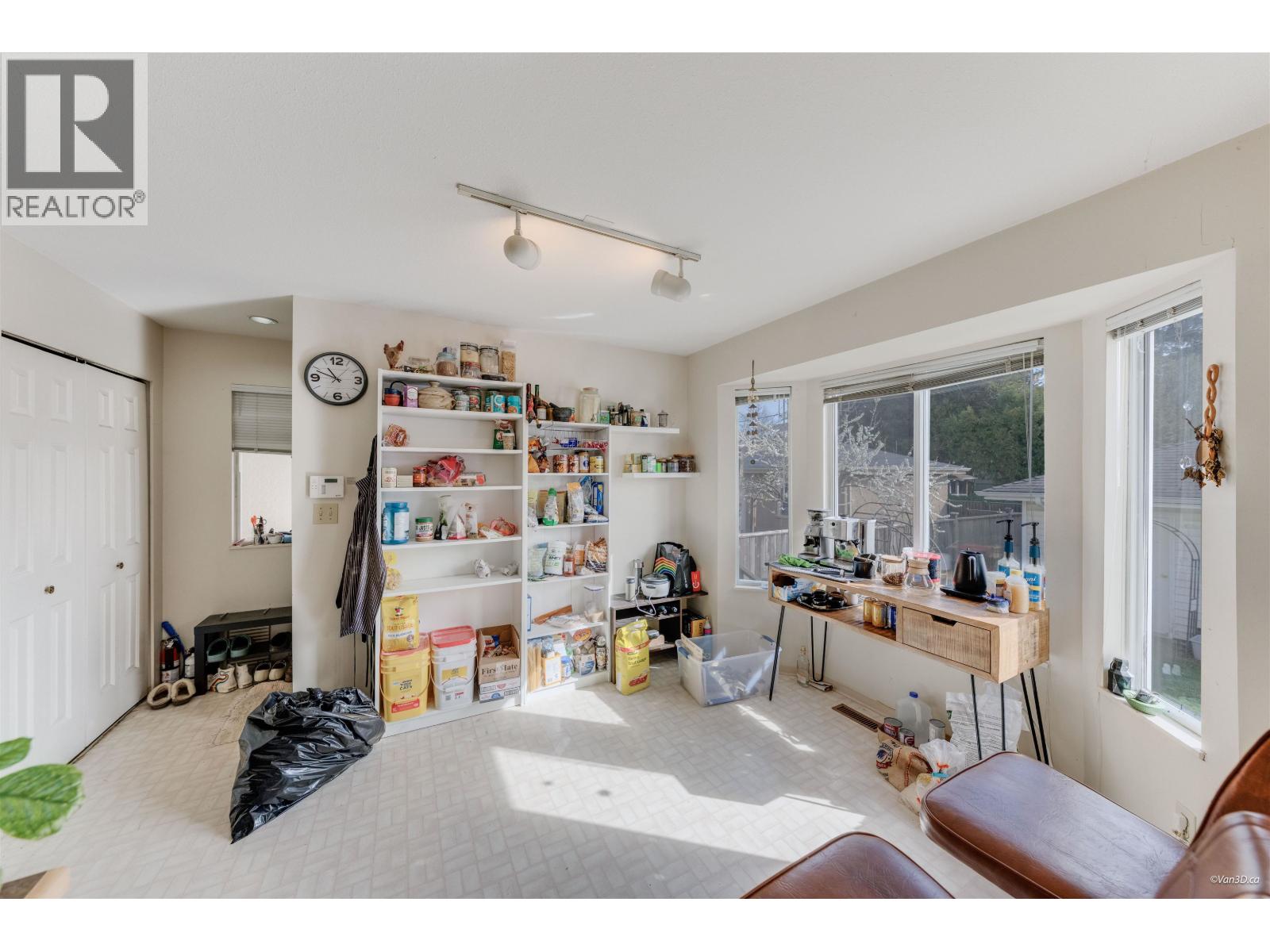 5592 Elizabeth Street, Vancouver, British Columbia  V5Y 3J9 - Photo 15 - R3108215