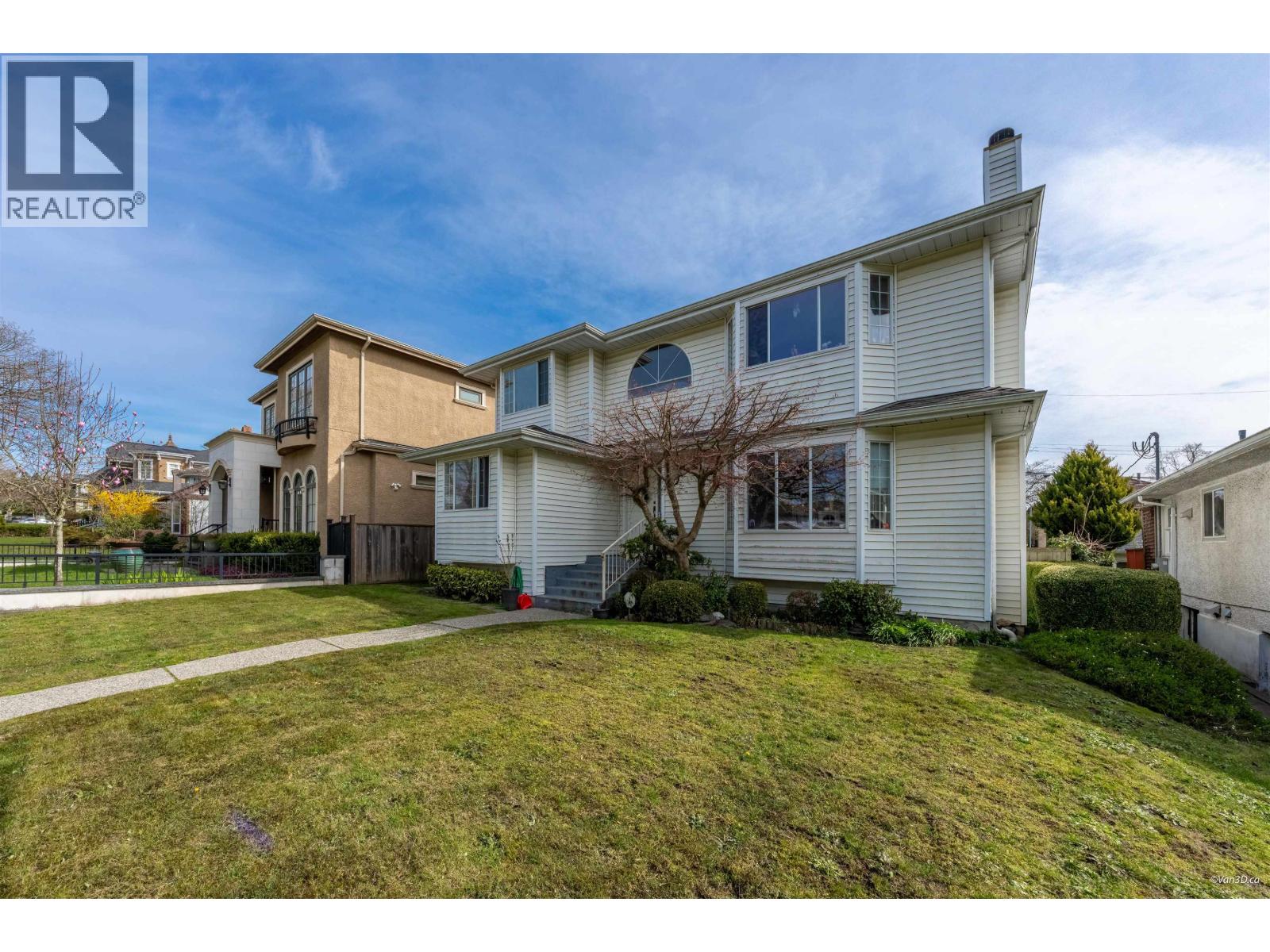 5592 ELIZABETH STREET, Vancouver, British Columbia