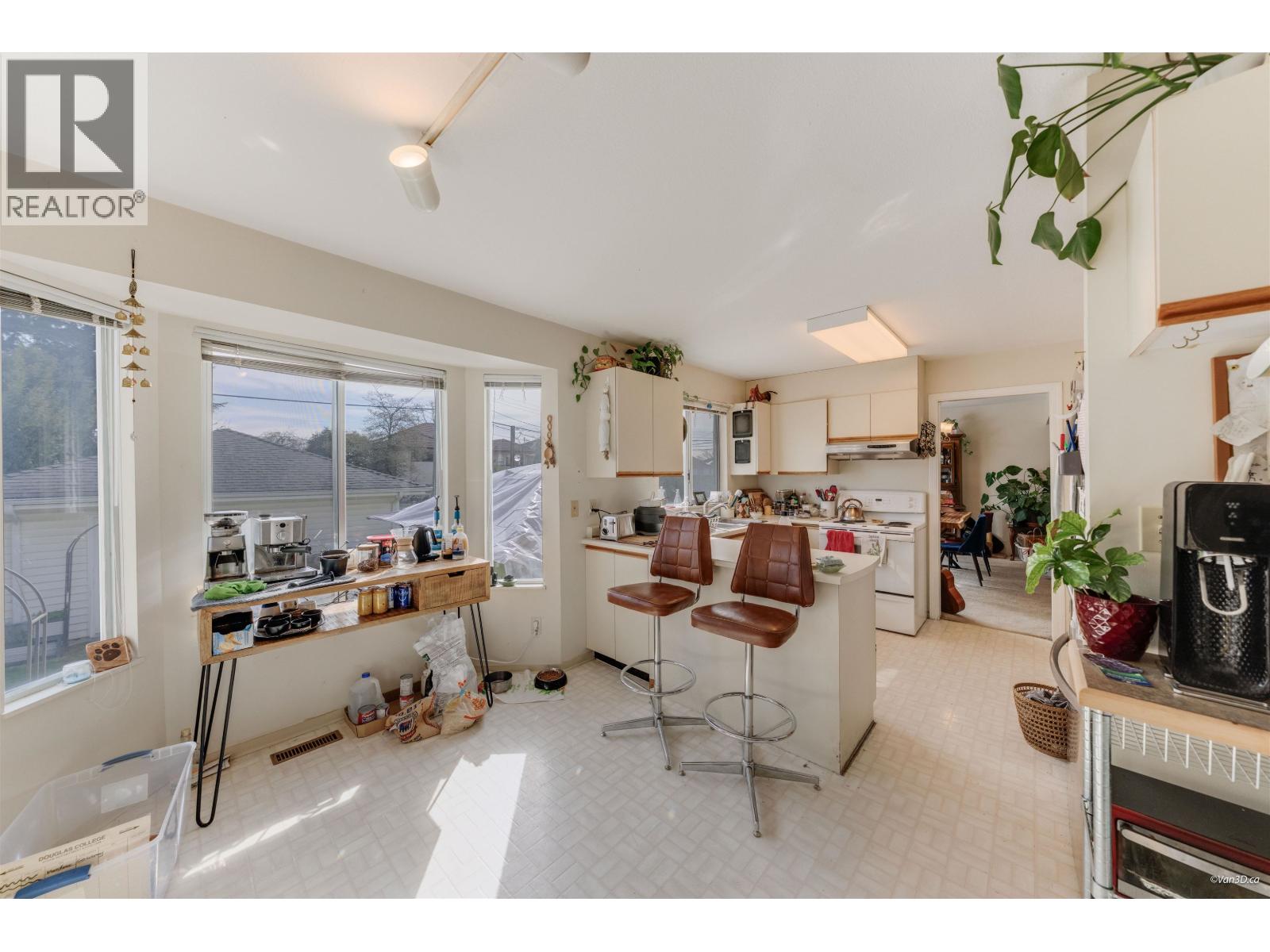 5592 Elizabeth Street, Vancouver, British Columbia  V5Y 3J9 - Photo 9 - R3108215