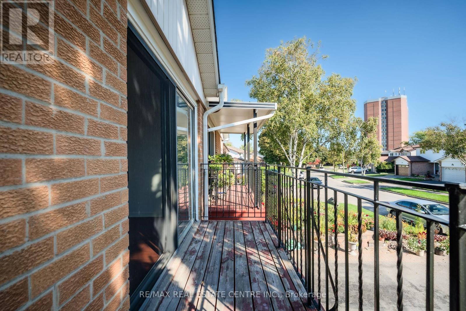 33 Millhouse Crescent, Toronto, Ontario  M1B 2E4 - Photo 24 - E12968564