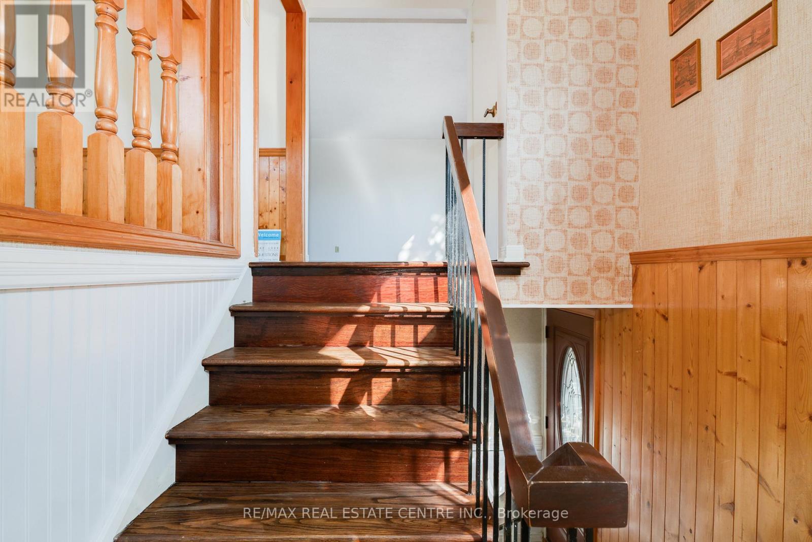 33 Millhouse Crescent, Toronto, Ontario  M1B 2E4 - Photo 3 - E12968564