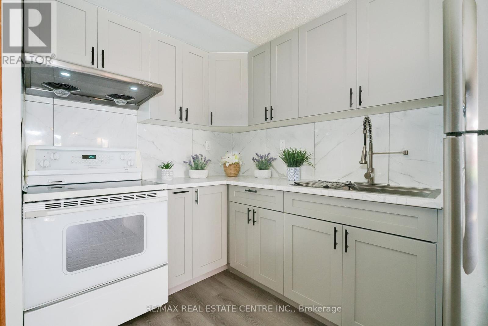 33 Millhouse Crescent, Toronto, Ontario  M1B 2E4 - Photo 30 - E12968564