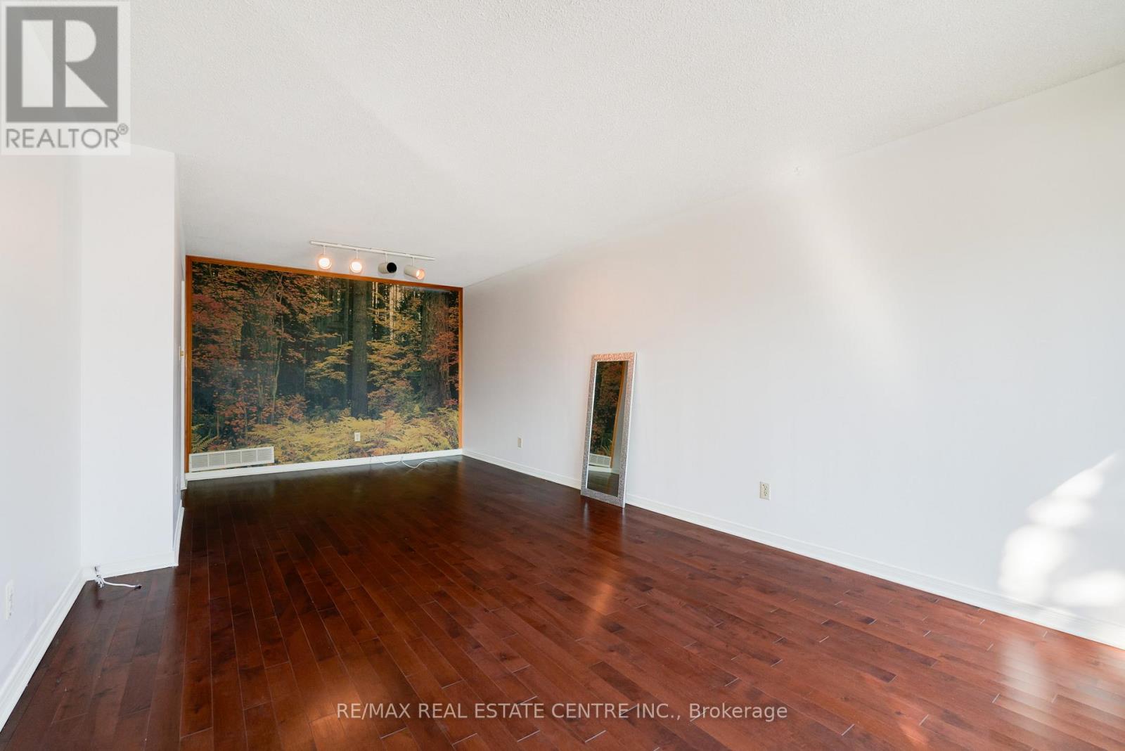 33 Millhouse Crescent, Toronto, Ontario  M1B 2E4 - Photo 5 - E12968564