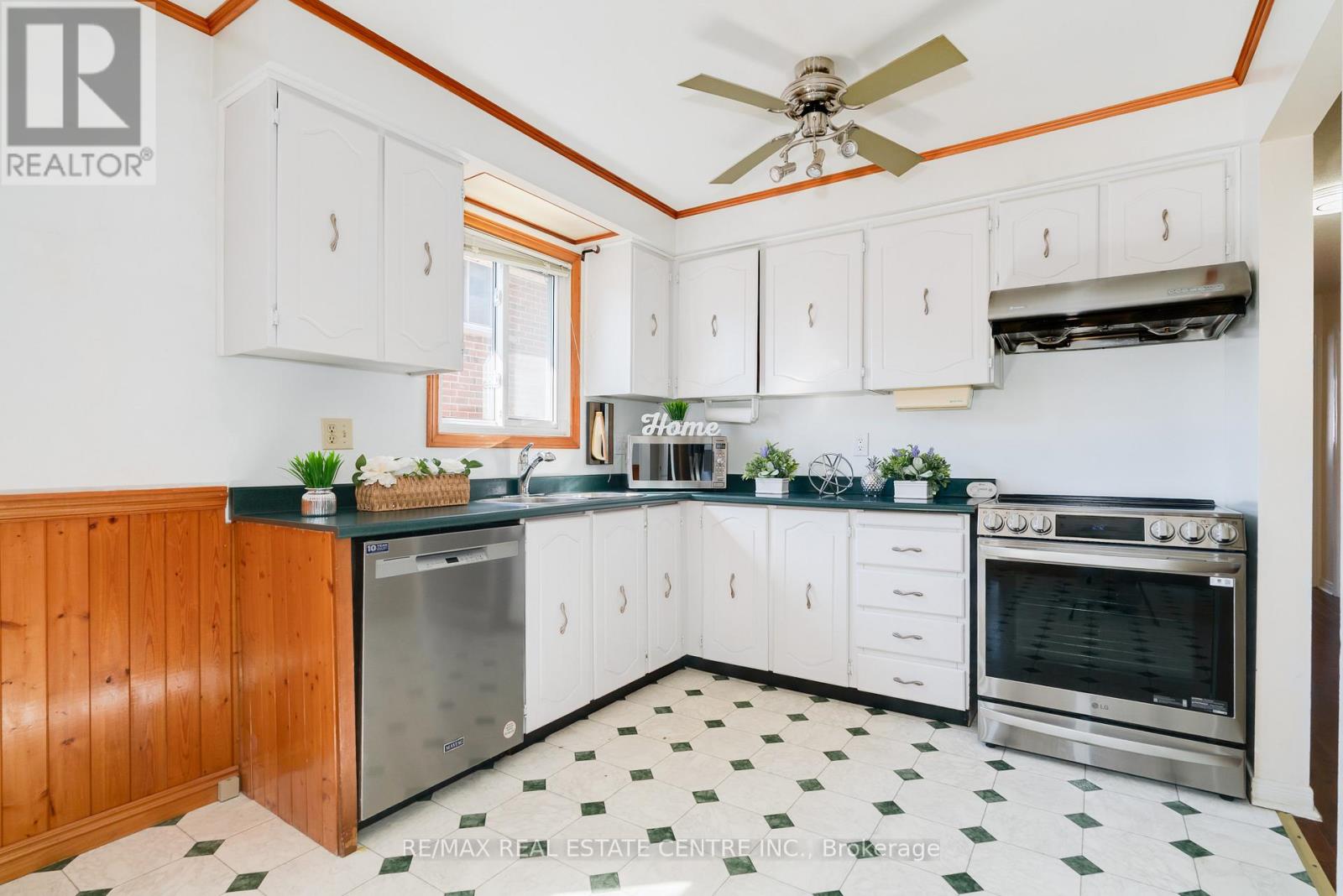 33 Millhouse Crescent, Toronto, Ontario  M1B 2E4 - Photo 8 - E12968564