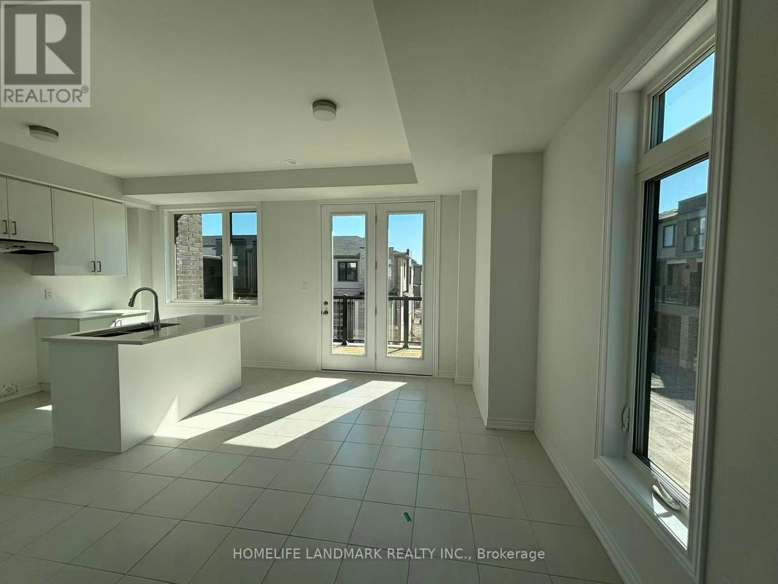 63 Sorbara Way, Whitby, Ontario  L1M 0M4 - Photo 8 - E12968584