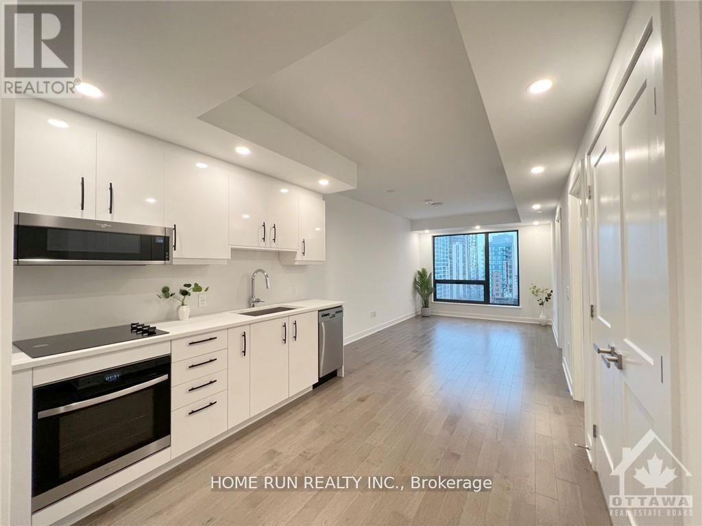 1710 - 340 Queen Street, Ottawa, Ontario  K1R 0G1 - Photo 3 - X12968548