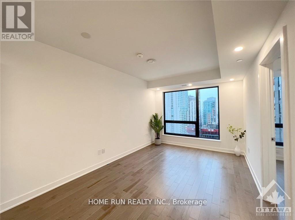 1710 - 340 Queen Street, Ottawa, Ontario  K1R 0G1 - Photo 9 - X12968548