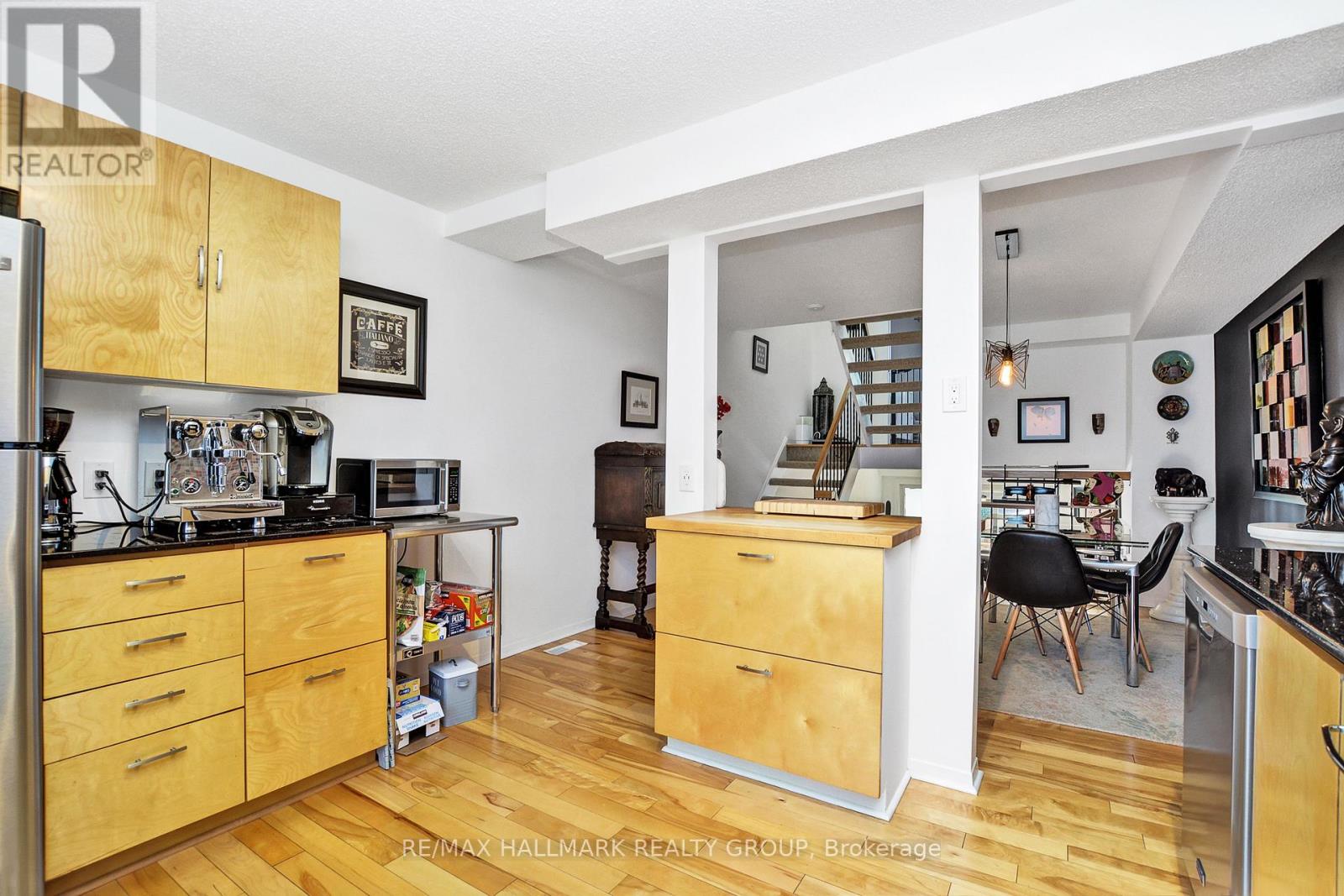 256 Bruyere Street, Ottawa, Ontario  K1N 5E6 - Photo 16 - X12968574