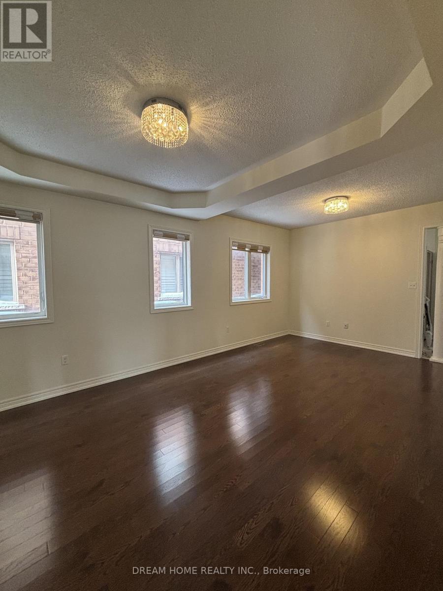 276 The Bridle Walk, Markham, Ontario  L6C 0V7 - Photo 7 - N12771090