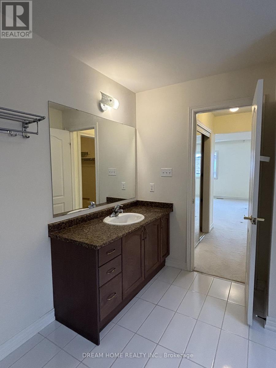 276 The Bridle Walk, Markham, Ontario  L6C 0V7 - Photo 15 - N12771090