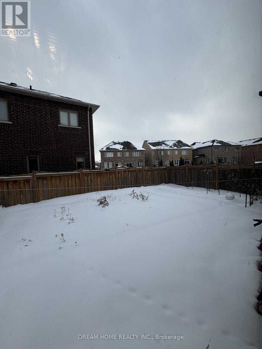 276 The Bridle Walk, Markham, Ontario  L6C 0V7 - Photo 27 - N12771090