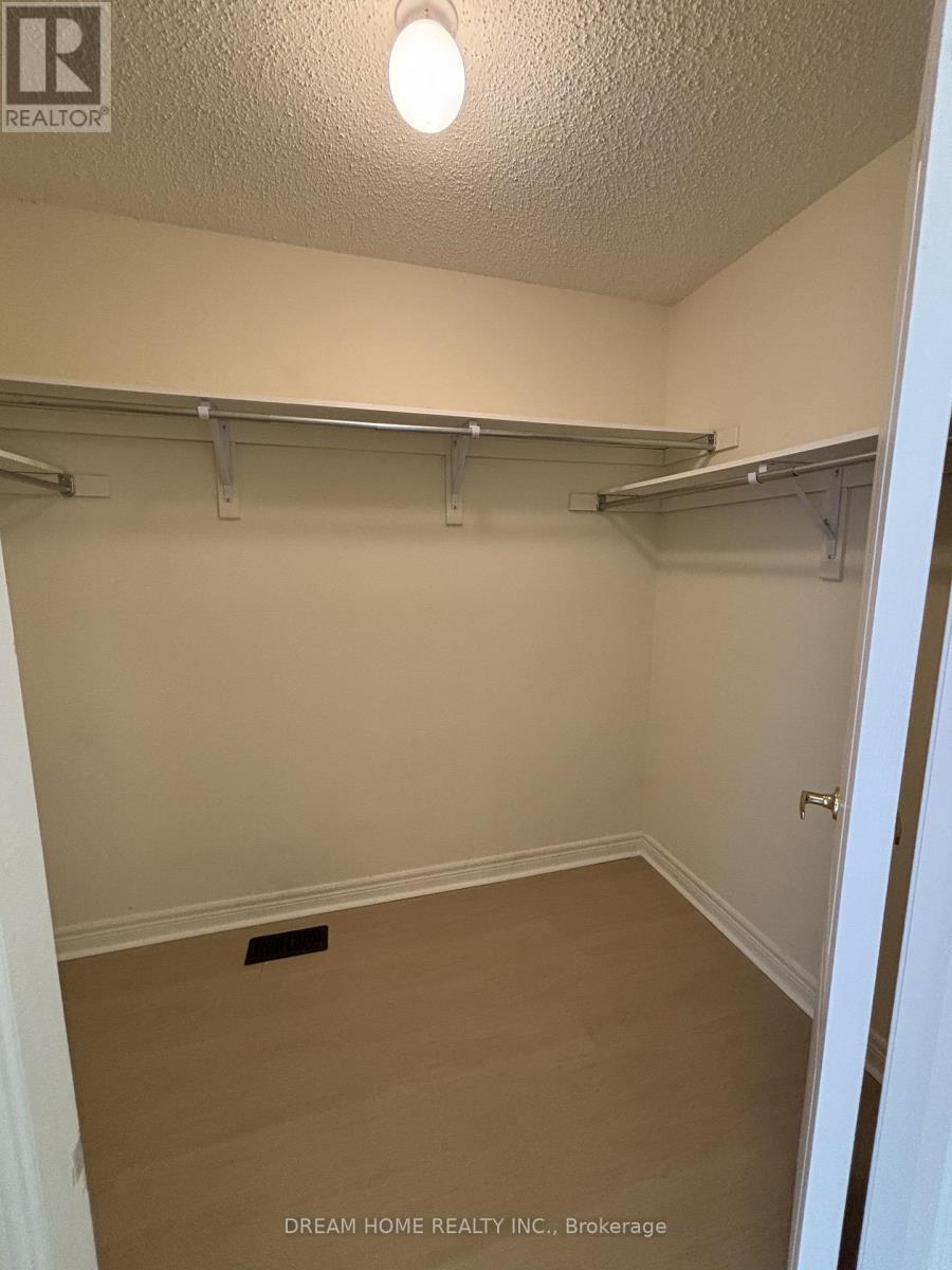 276 The Bridle Walk, Markham, Ontario  L6C 0V7 - Photo 25 - N12771090