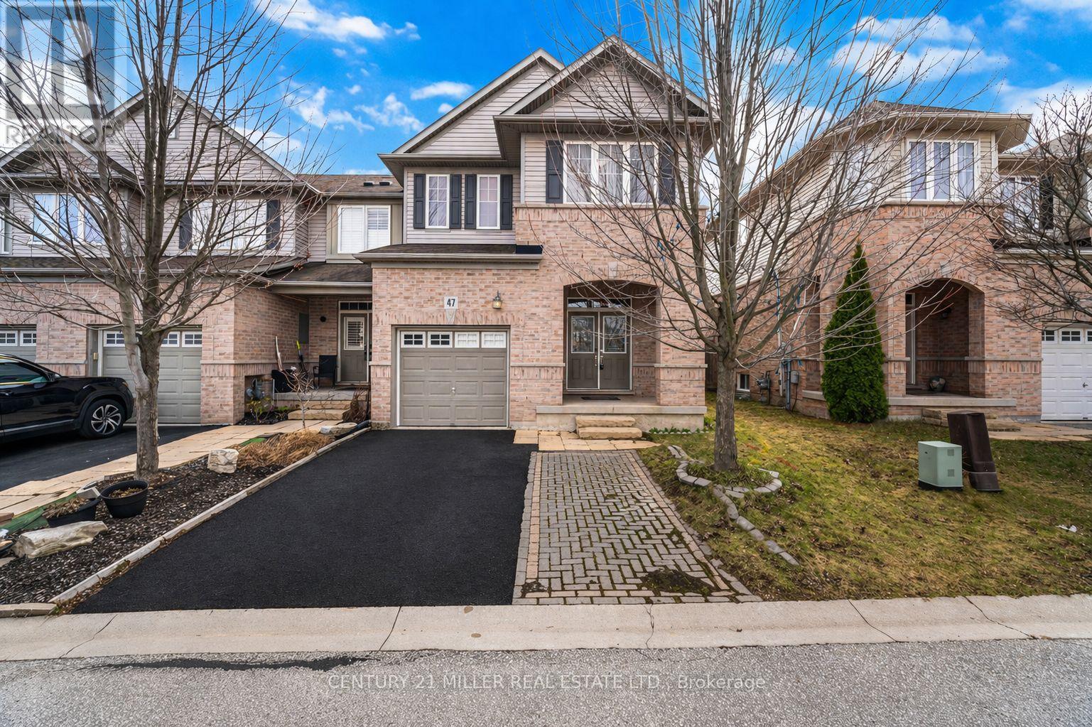47 - 3275 Stalybridge Drive, Oakville, Ontario  L6M 0L2 - Photo 3 - W12968558