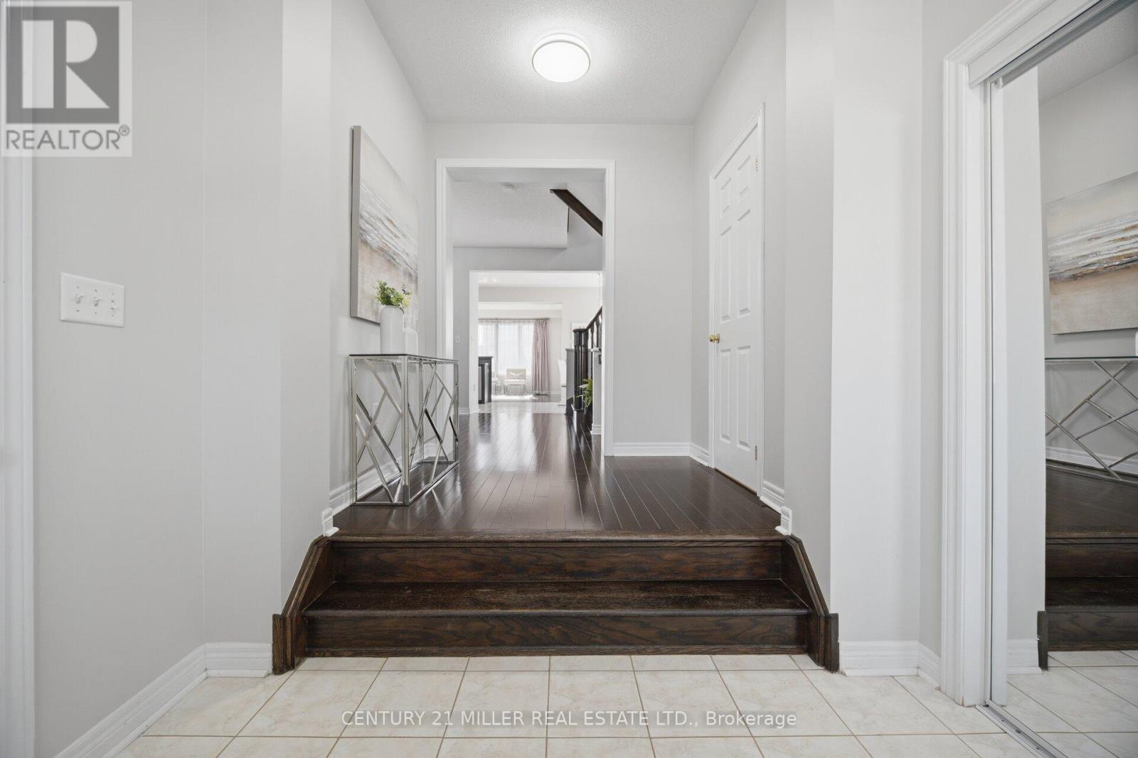 47 - 3275 Stalybridge Drive, Oakville, Ontario  L6M 0L2 - Photo 6 - W12968558