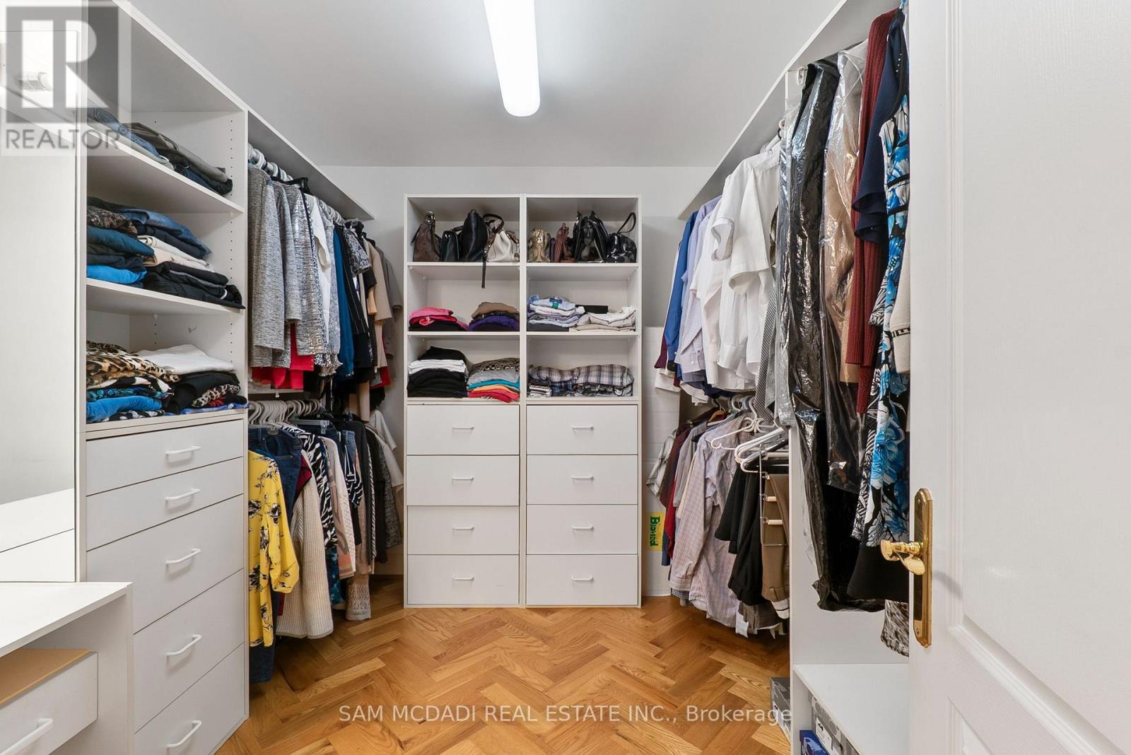 978 Tennyson Avenue, Mississauga, Ontario  L5H 2Z1 - Photo 26 - W12968576