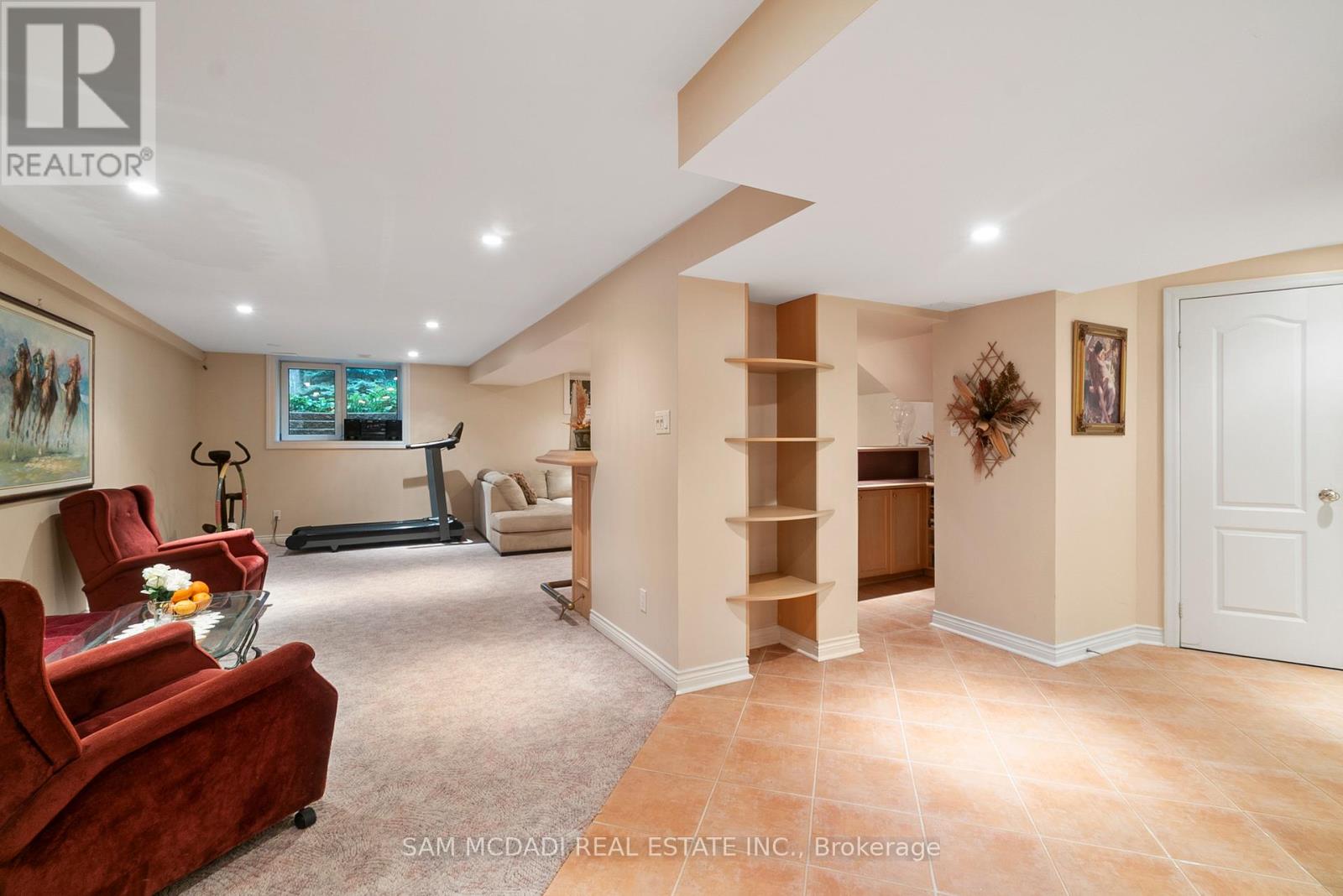 978 Tennyson Avenue, Mississauga, Ontario  L5H 2Z1 - Photo 38 - W12968576