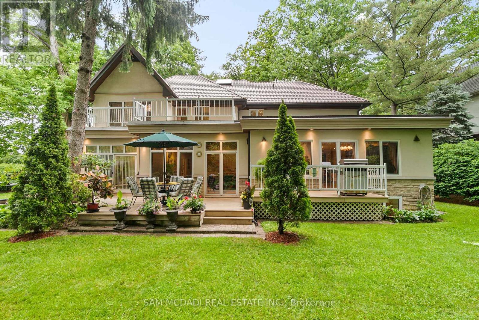 978 Tennyson Avenue, Mississauga, Ontario  L5H 2Z1 - Photo 42 - W12968576