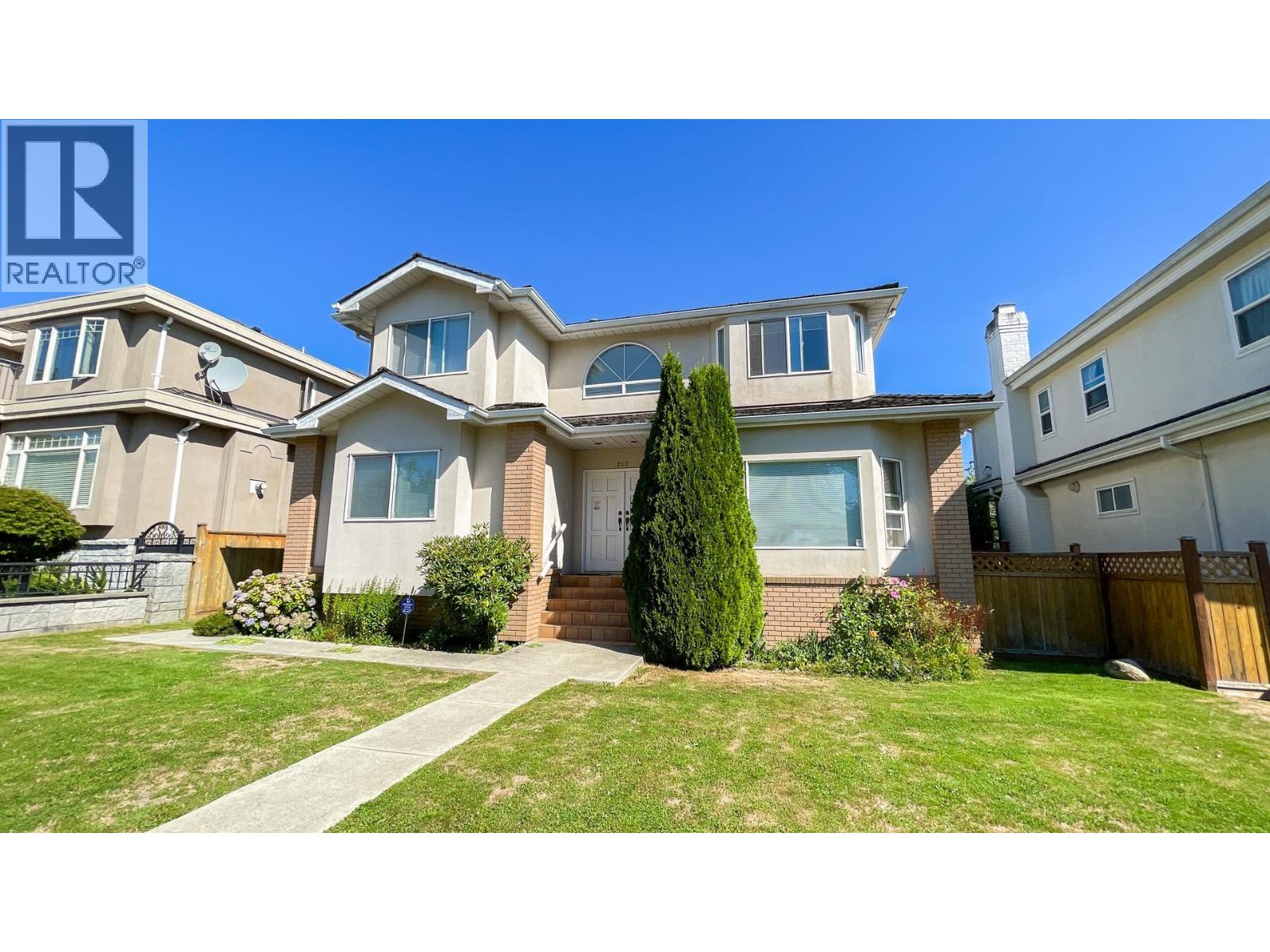 219 W 42nd Avenue, Vancouver, British Columbia  V5Y 2T2 - Photo 4 - R3108197