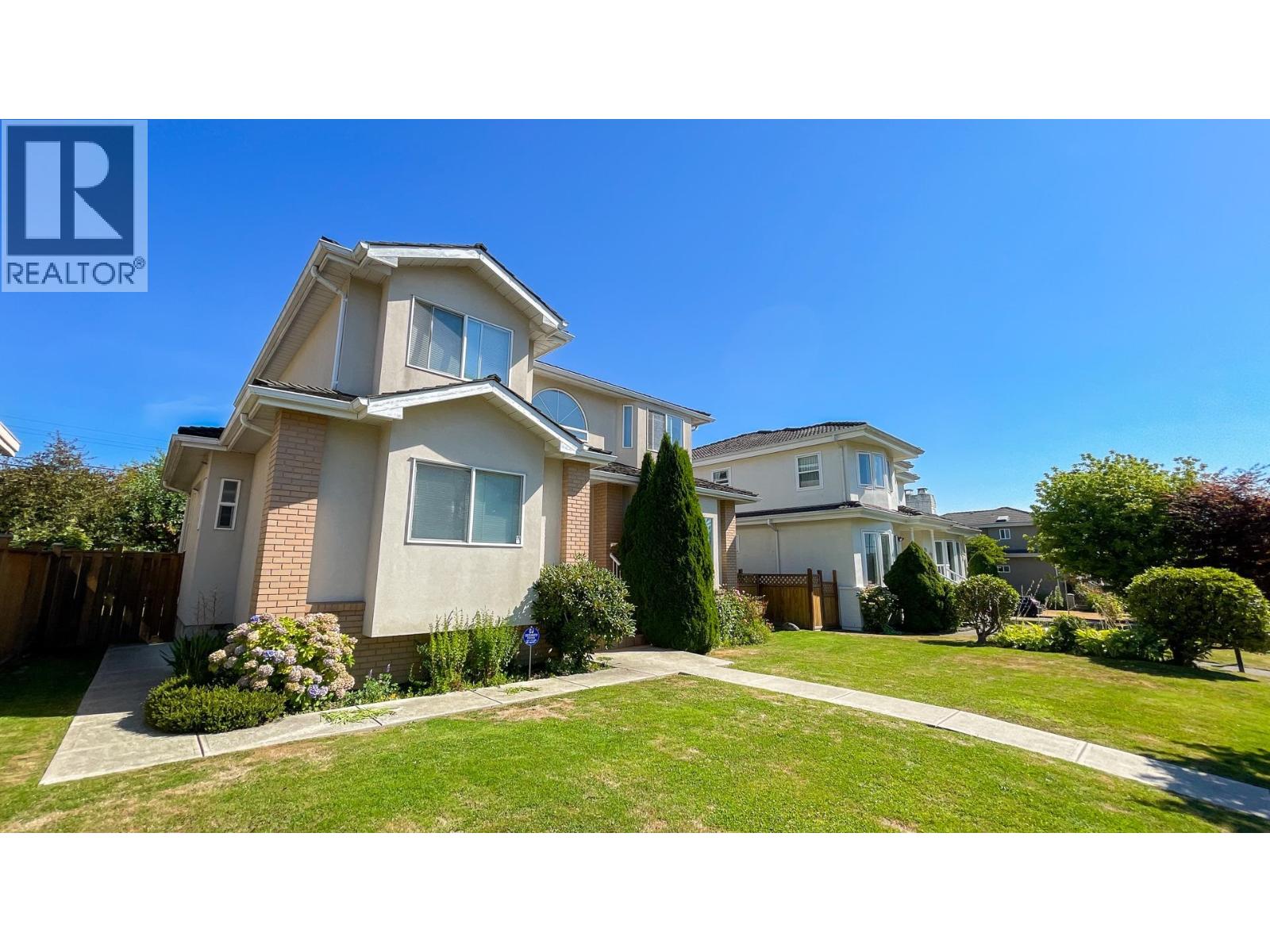 219 W 42nd Avenue, Vancouver, British Columbia  V5Y 2T2 - Photo 3 - R3108197