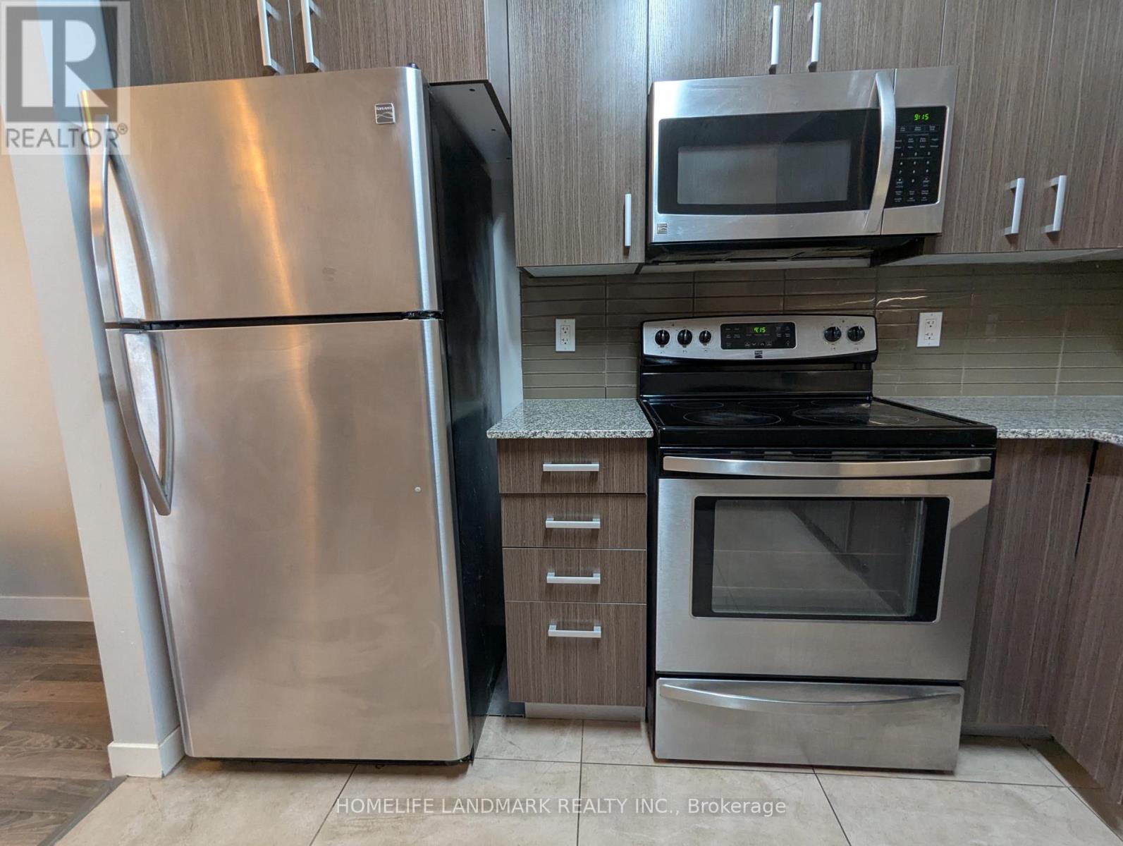 T102 - 62 Balsam Street, Waterloo, Ontario N2L 3H2 - Photo 12 - X12968580