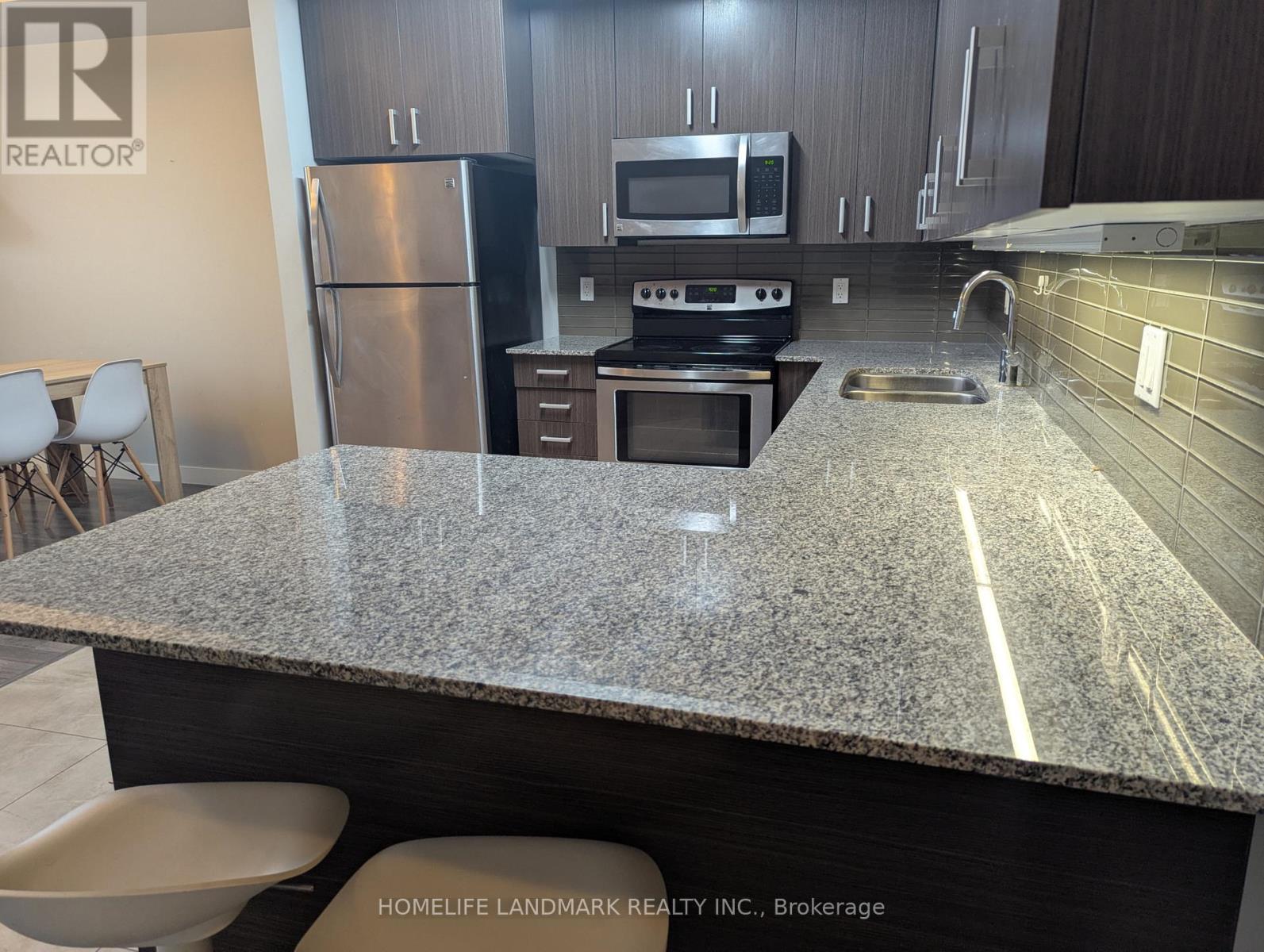 T102 - 62 Balsam Street, Waterloo, Ontario N2L 3H2 - Photo 14 - X12968580