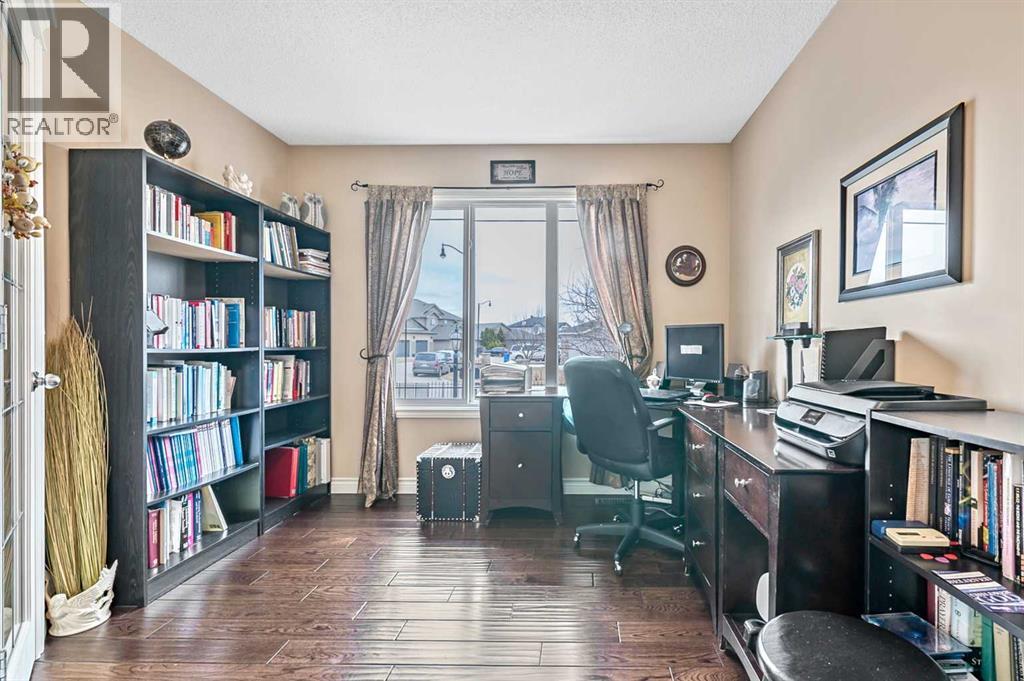 43 Sheep River Heights, Okotoks, Alberta  T1S 2A1 - Photo 11 - A2297277