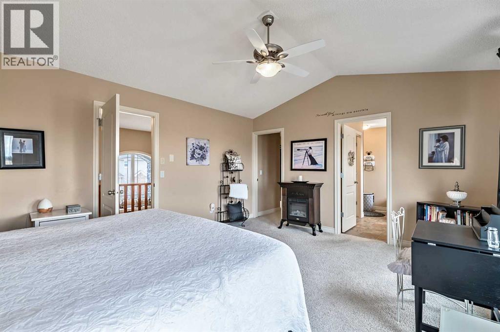 43 Sheep River Heights, Okotoks, Alberta  T1S 2A1 - Photo 18 - A2297277